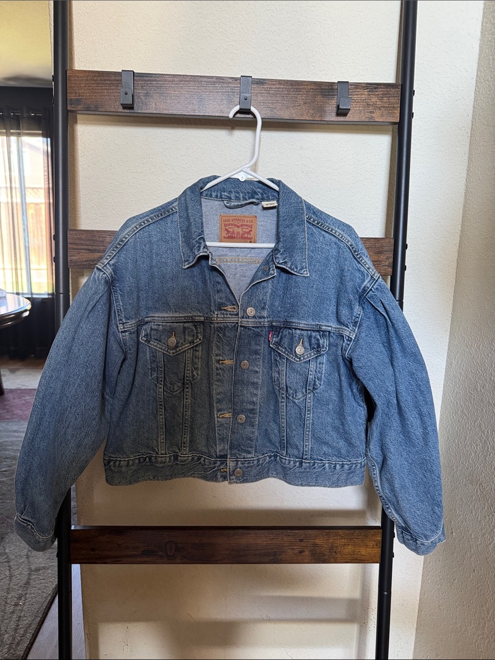 Levi's Oversized cropped Light Blue Denim Jean Jacket